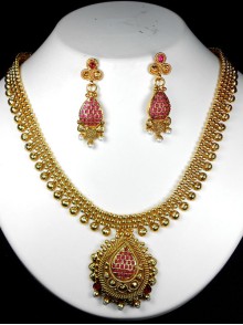 Exclusive Polki Set